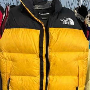NorthFace vest. Size M. Gold & Black
